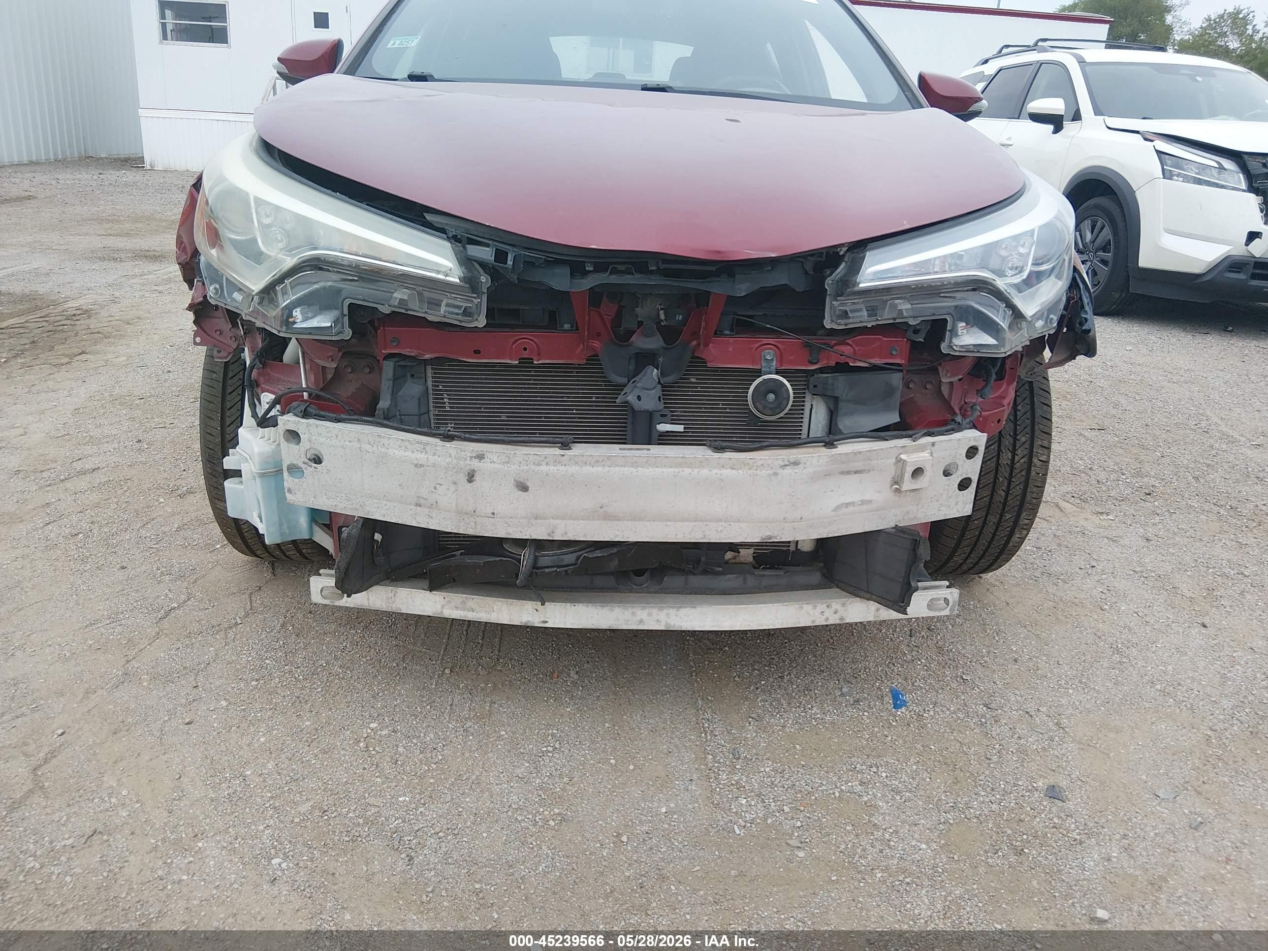 2018 Toyota C-hr Xle Premium Red vin: NMTKHMBX3JR024874