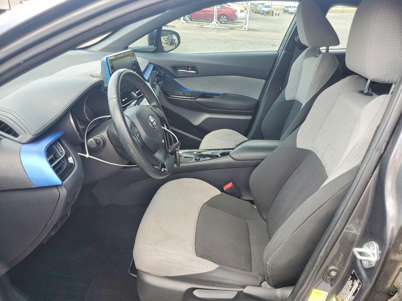 2019 Toyota C-hr Xle Серый vin: NMTKHMBX4KR081862