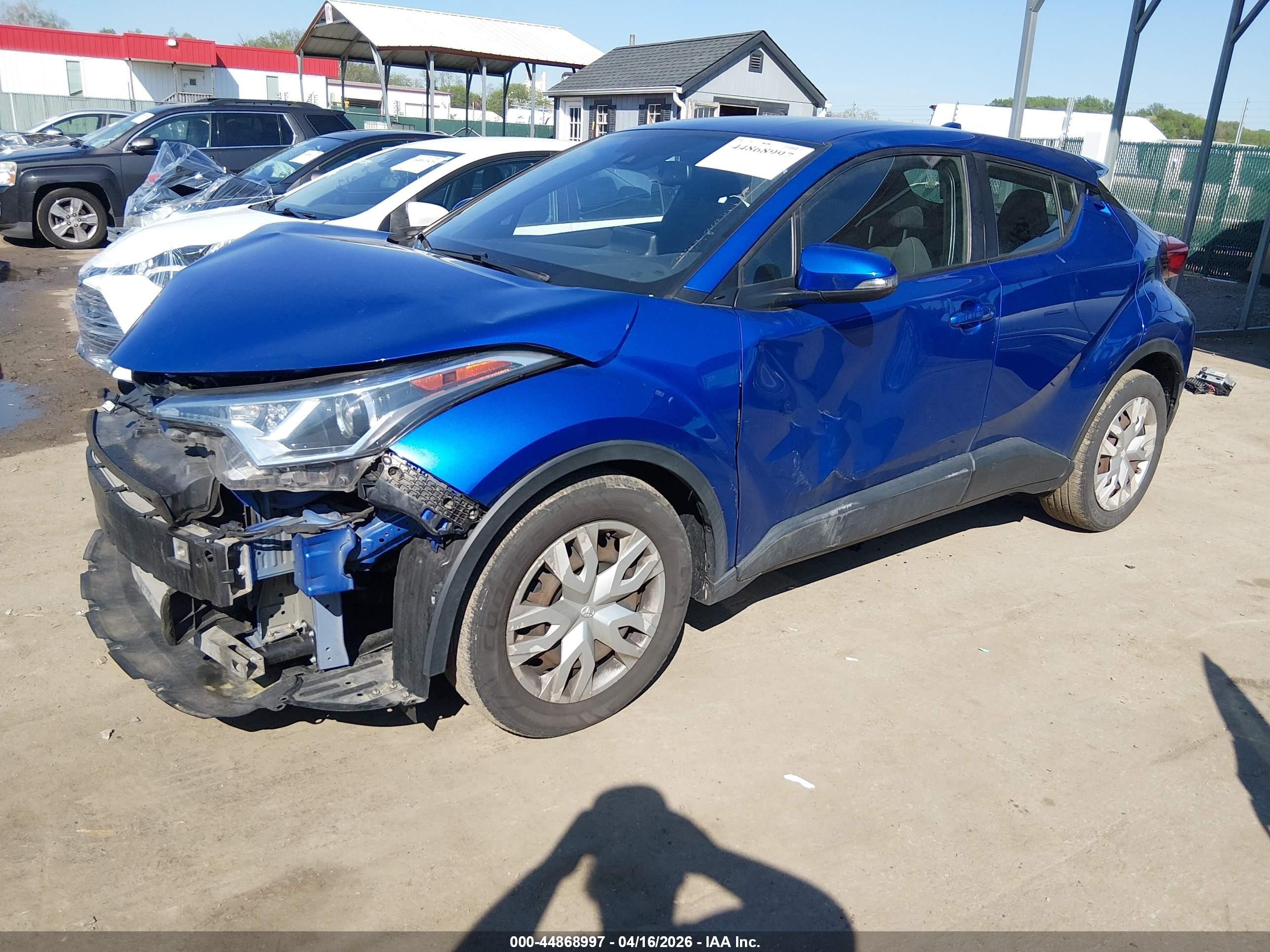 2019 Toyota C-hr Le Blue vin: NMTKHMBX4KR089427