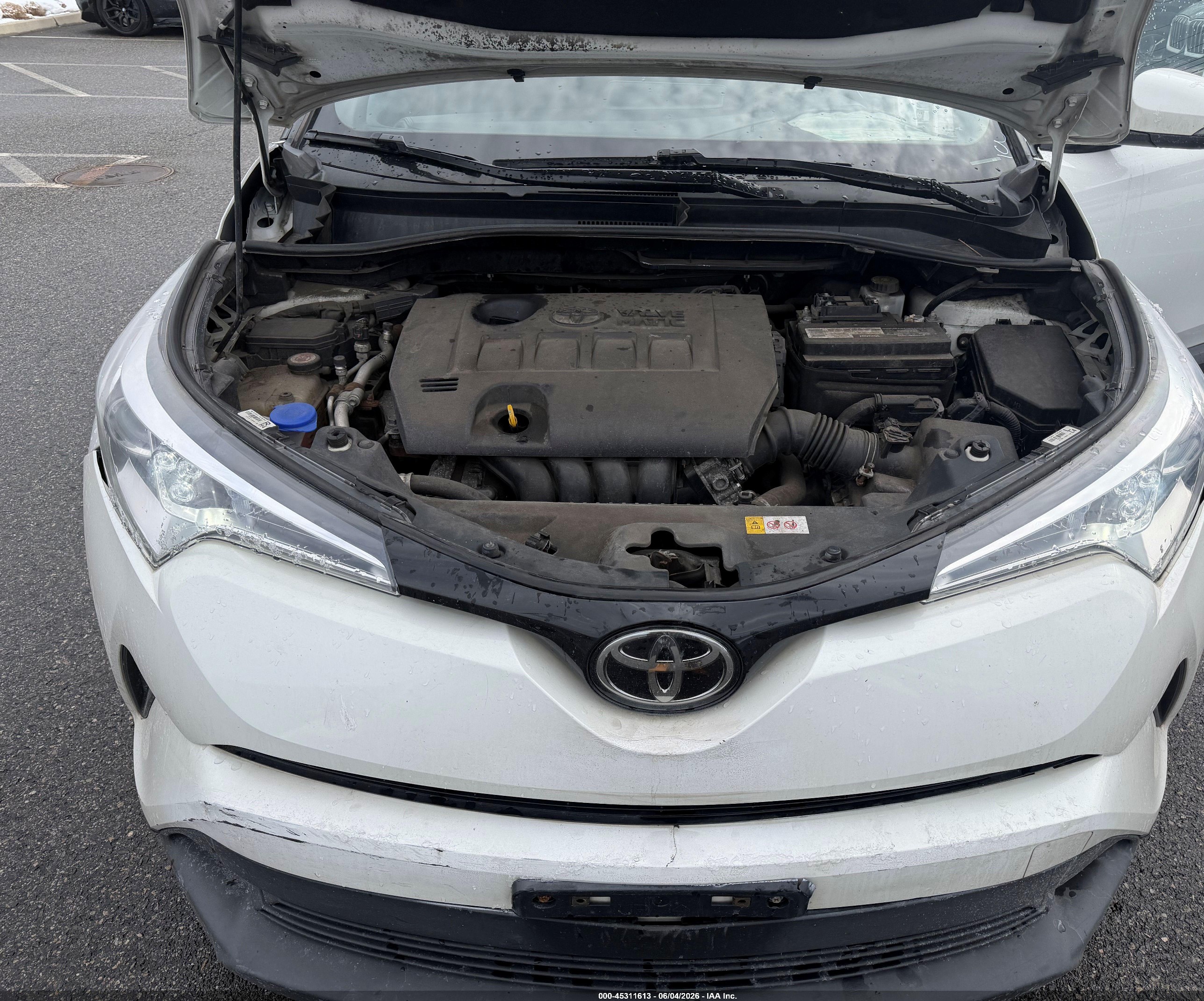 2018 Toyota C-hr Xle Premium White vin: NMTKHMBX6JR021239
