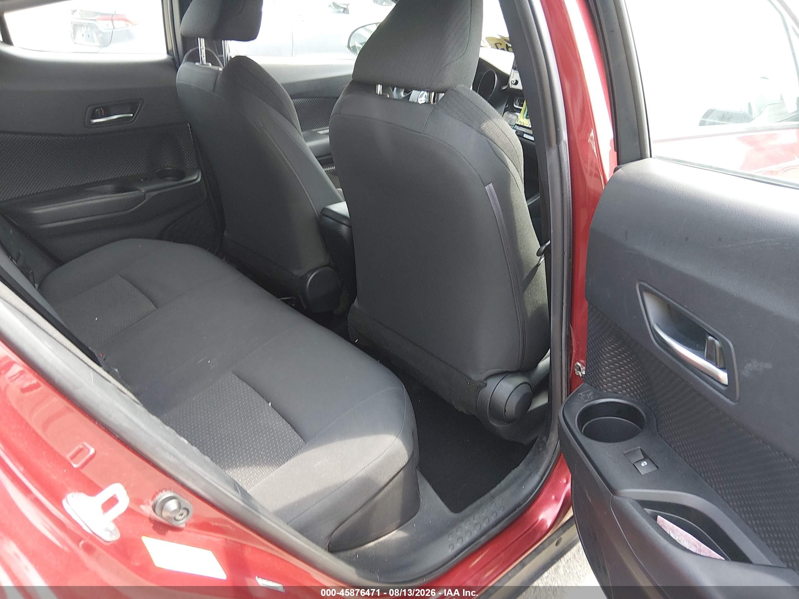 2019 Toyota C-hr Le Красный vin: NMTKHMBX6KR096136