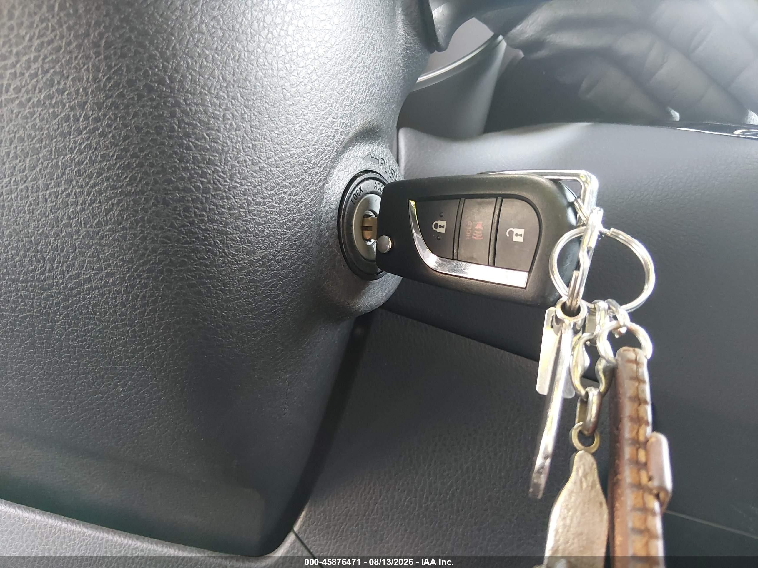 2019 Toyota C-hr Le Красный vin: NMTKHMBX6KR096136