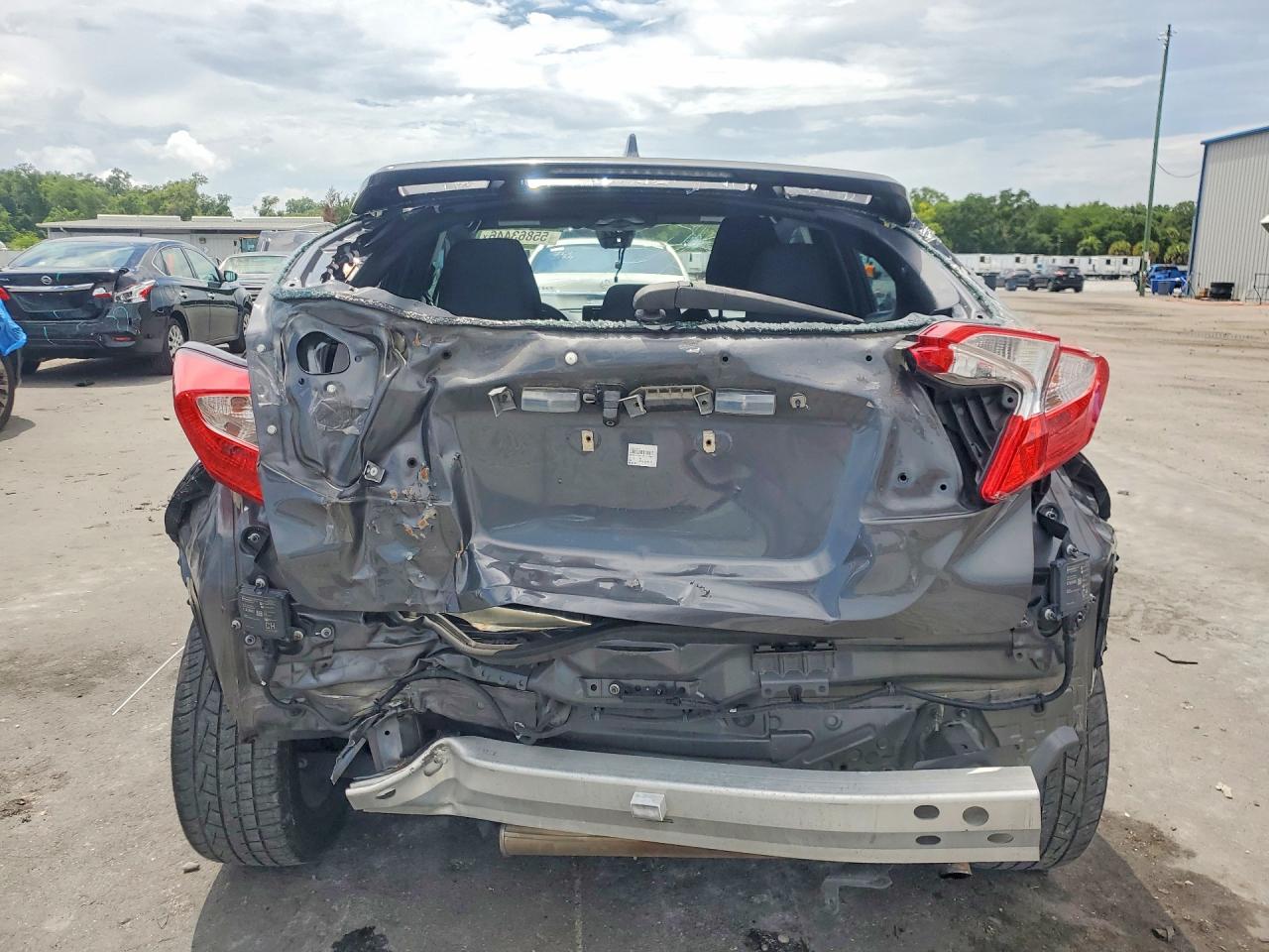 2018 Toyota C-hr Xle Premium Угольный vin: NMTKHMBX8JR013806