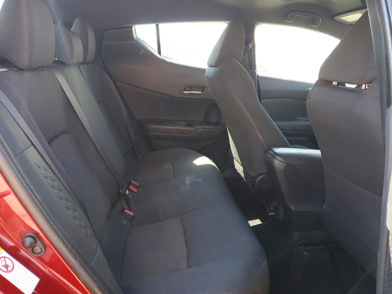 2018 Toyota C-hr Xle Premium Red vin: NMTKHMBX8JR020271