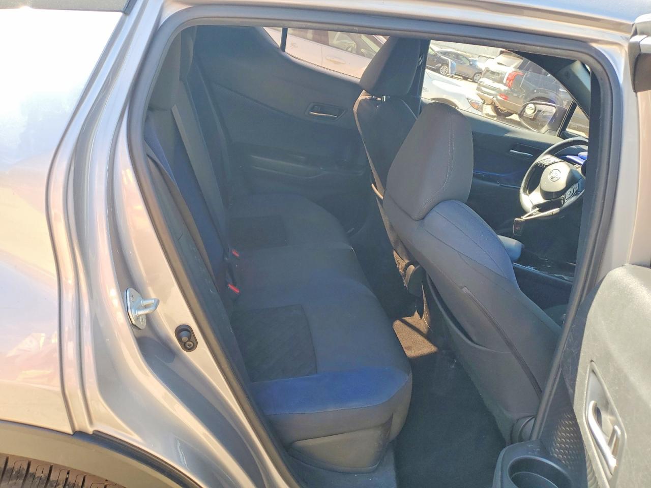 2020 Toyota C-hr Xle Gray vin: NMTKHMBX8LR104870