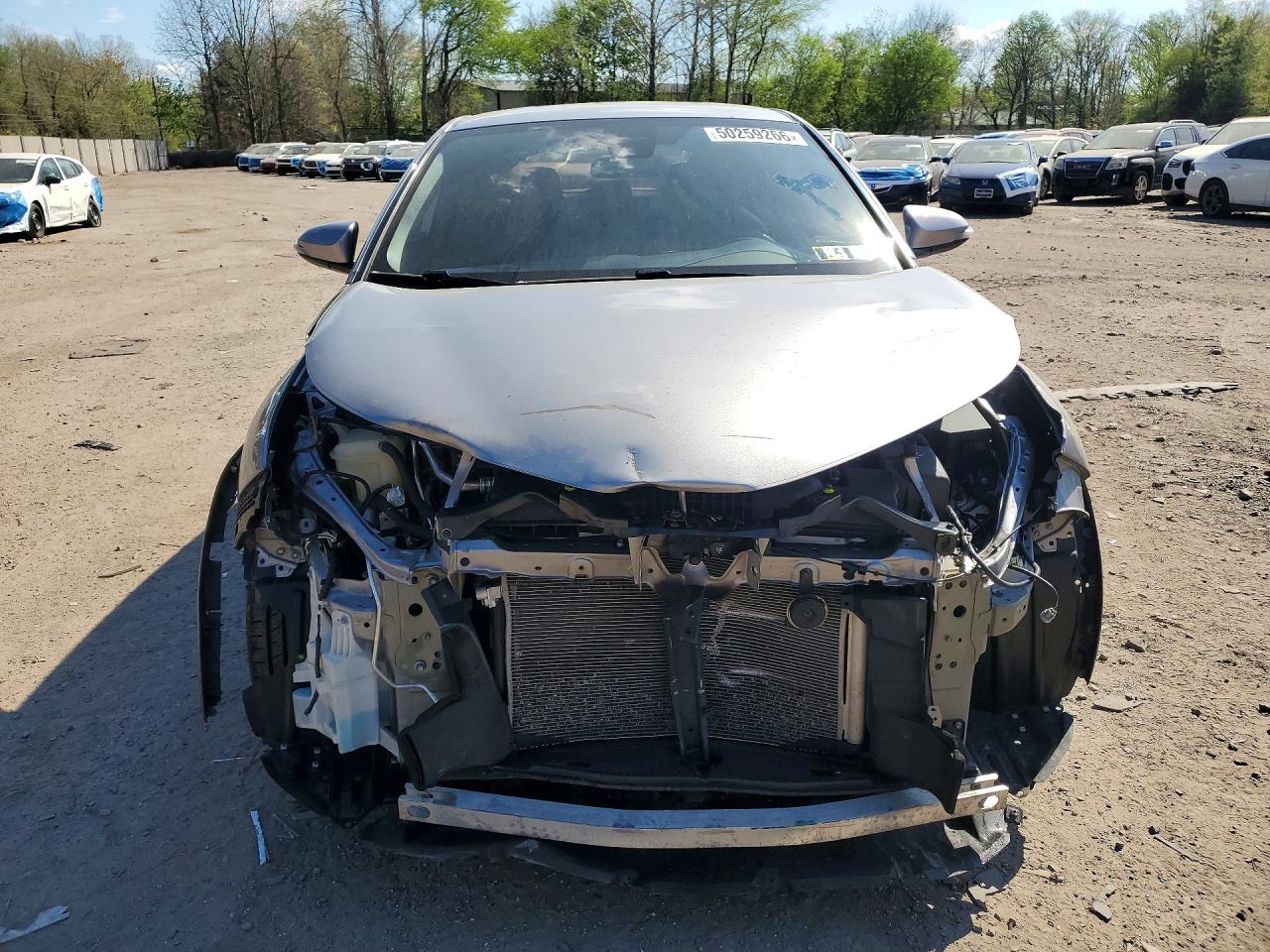 2020 Toyota C-hr Xle Gray vin: NMTKHMBX8LR104870