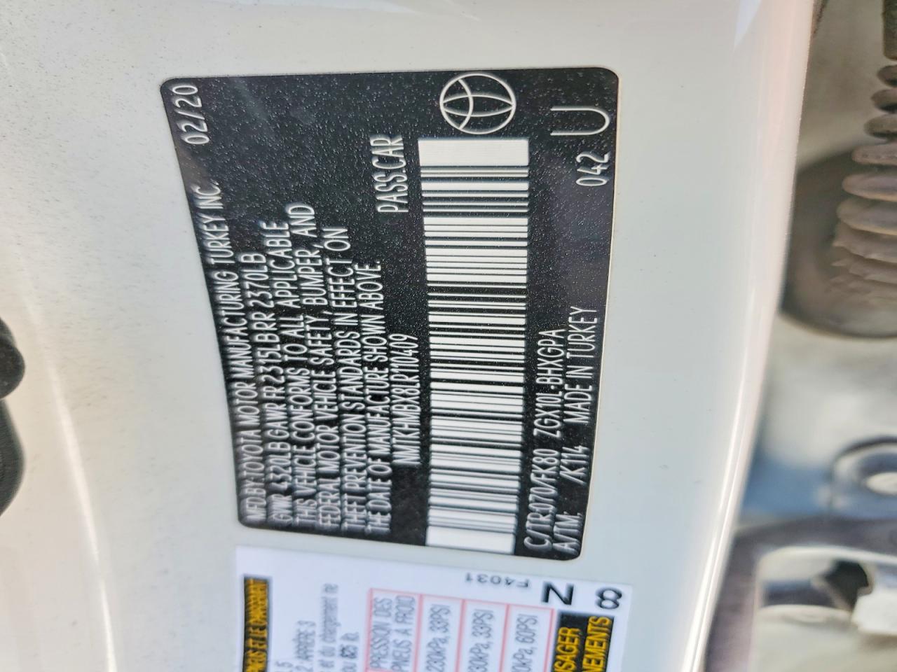 2020 Toyota C-hr Xle White vin: NMTKHMBX8LR110409