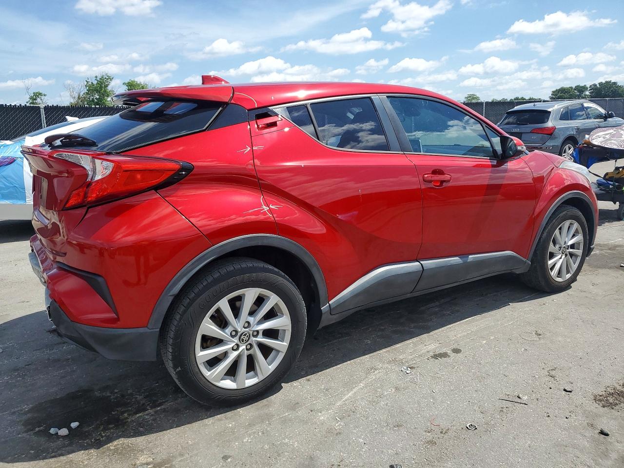 2020 Toyota C-hr Le Red vin: NMTKHMBX9LR104473