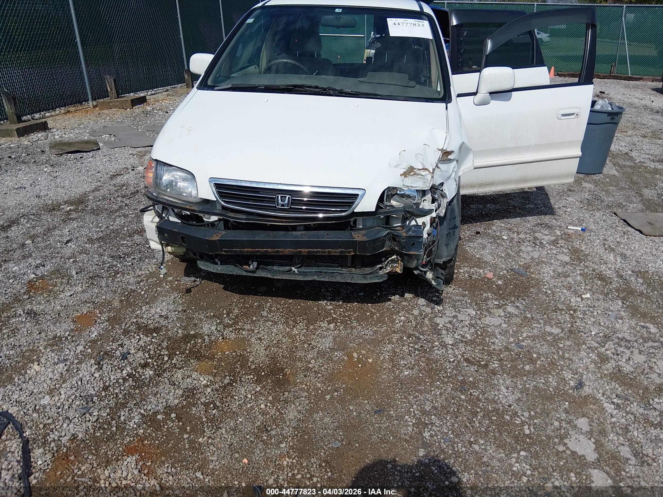 1997 Honda Odyssey   White vin: RA41002049       