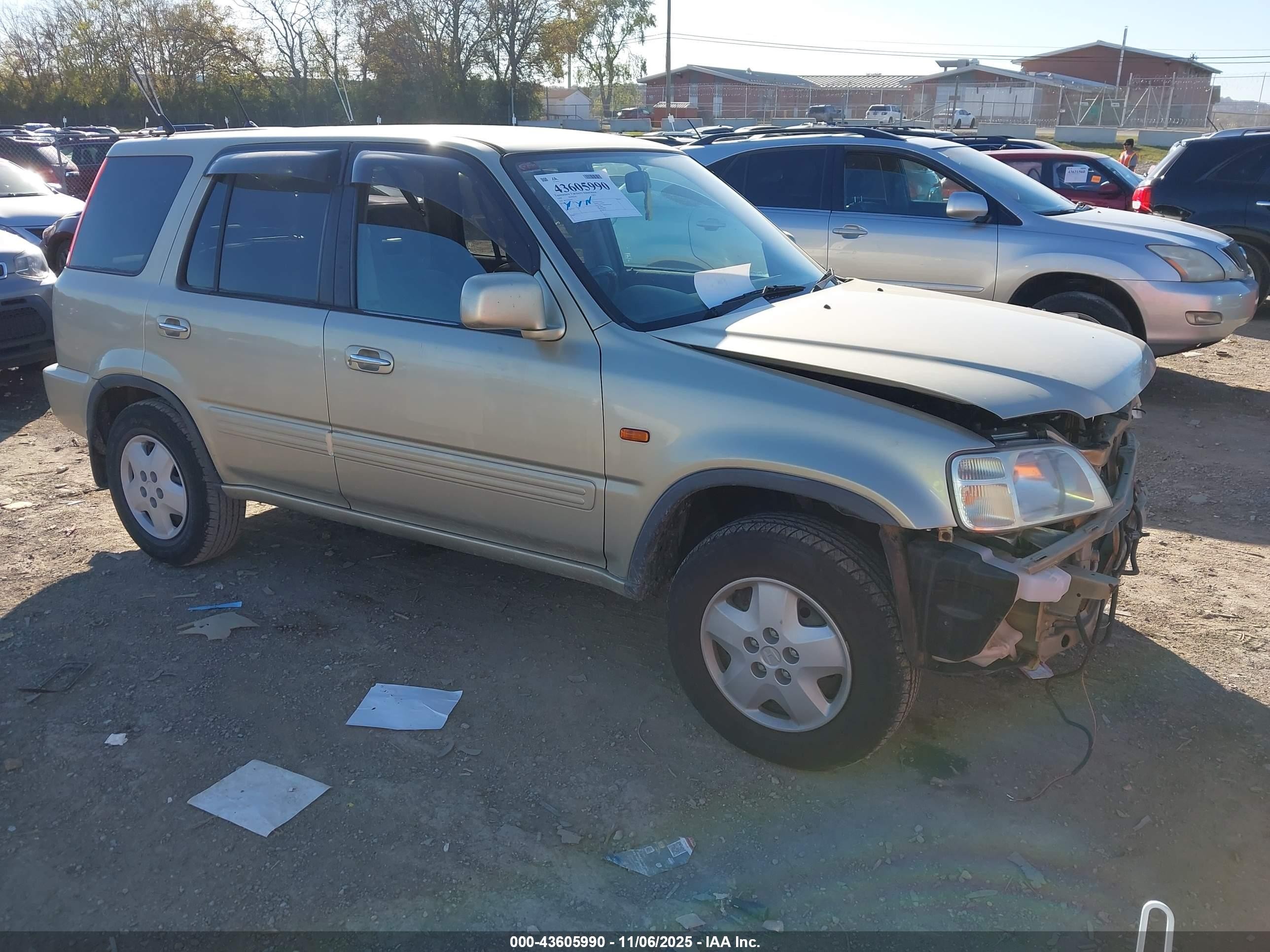 1999 Honda Crv   Gold vin: RD15202945       