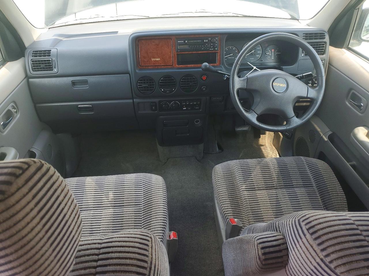 1997 Honda Stepwagon Black vin: RF11086769
