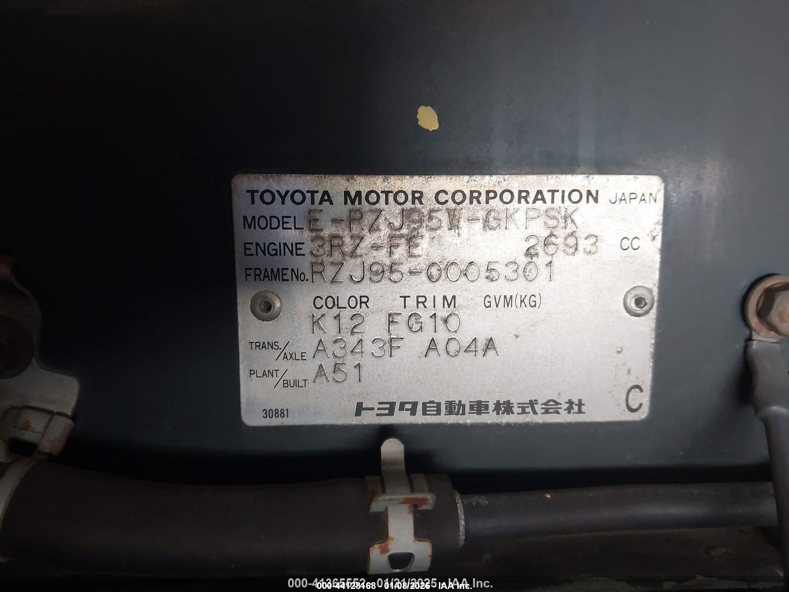 1997 Toyota Land Cruiser   Green vin: RJZ950005301     