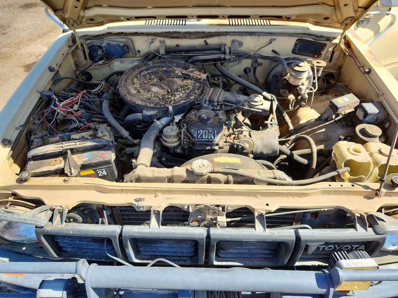 1980 Toyota 4wd Pick-up Beige vin: RN37032100