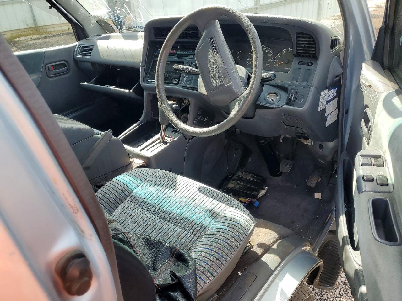 1993 Toyota Hi Ace Silver vin: RZH1010019213
