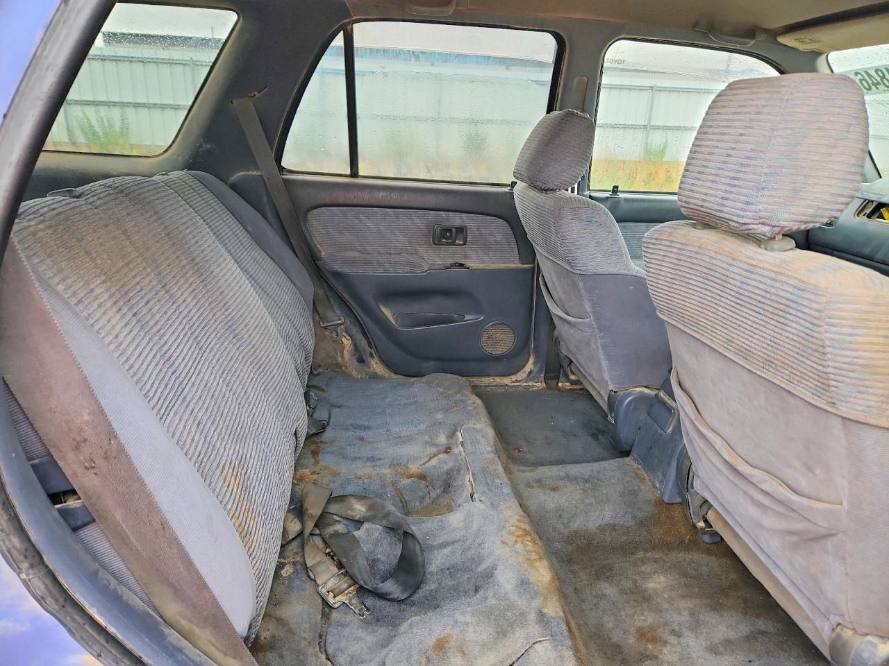 1996 Toyota Hilux Surf Blue vin: RZN1850004806