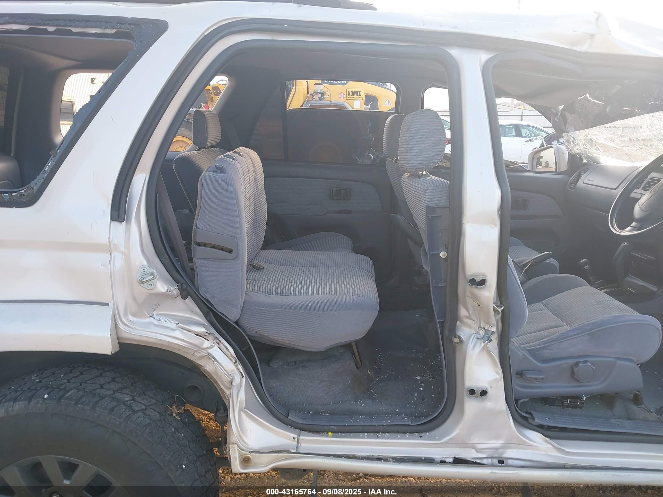 1996 Toyota 4runner   Серебряный vin: RZN1850009110    