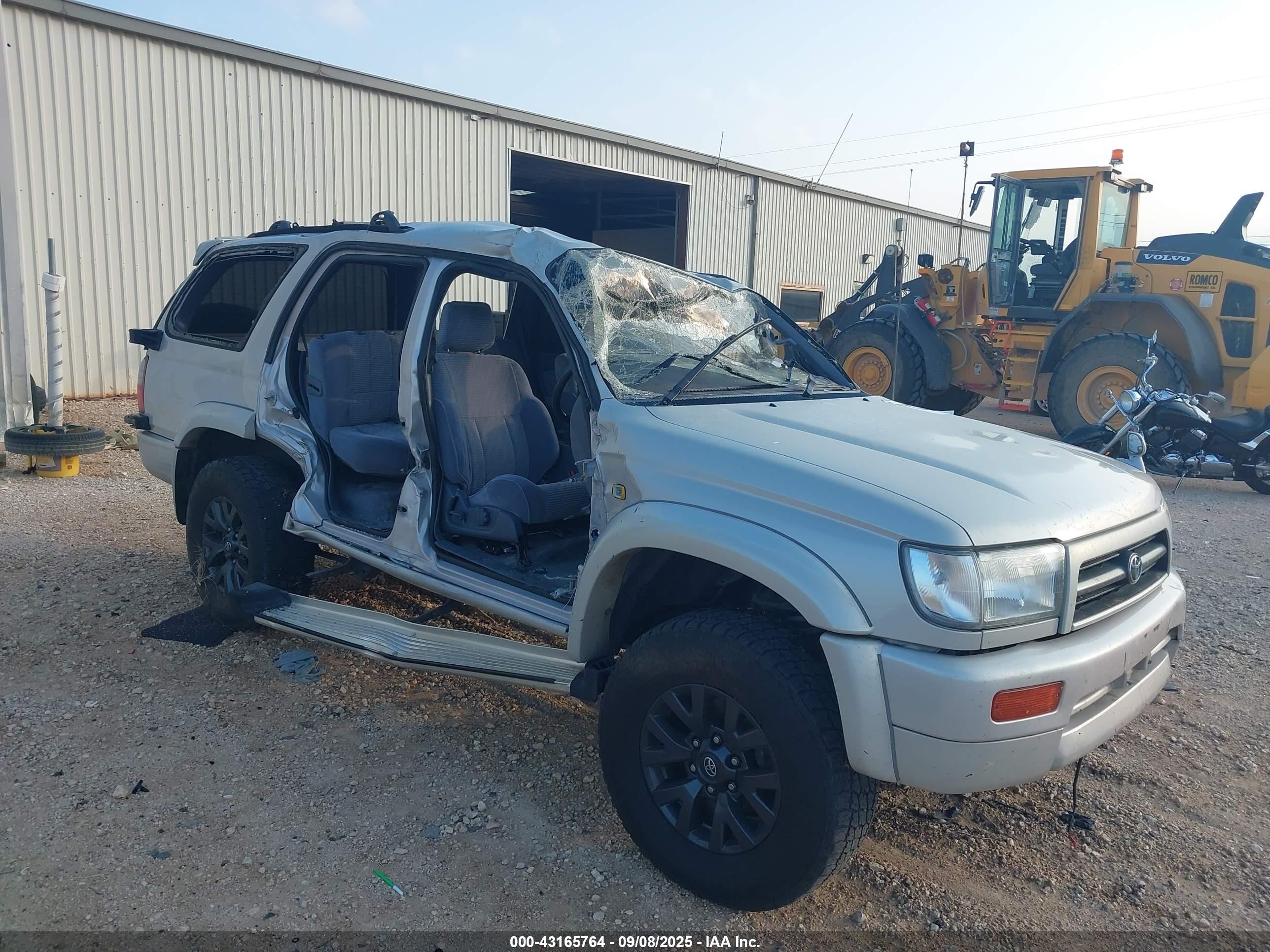 1996 Toyota 4runner   Серебряный vin: RZN1850009110    