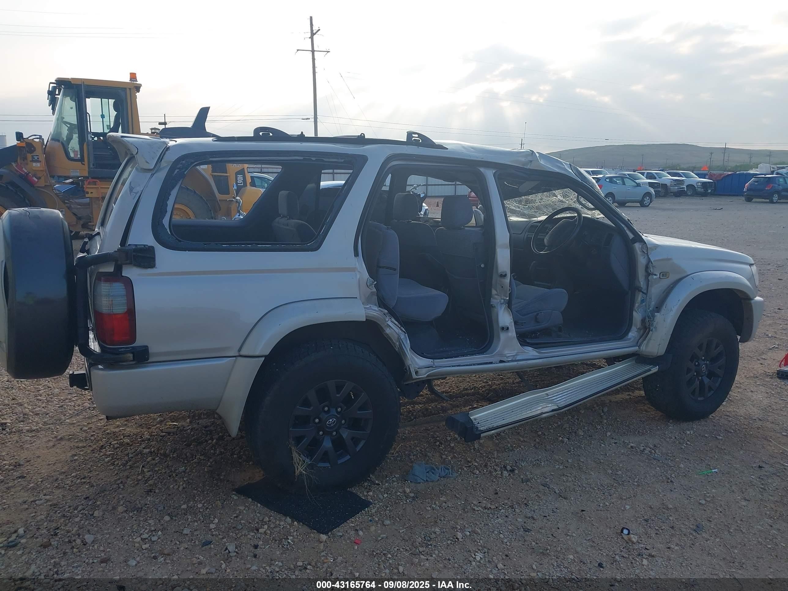 1996 Toyota 4runner   Серебряный vin: RZN1850009110    