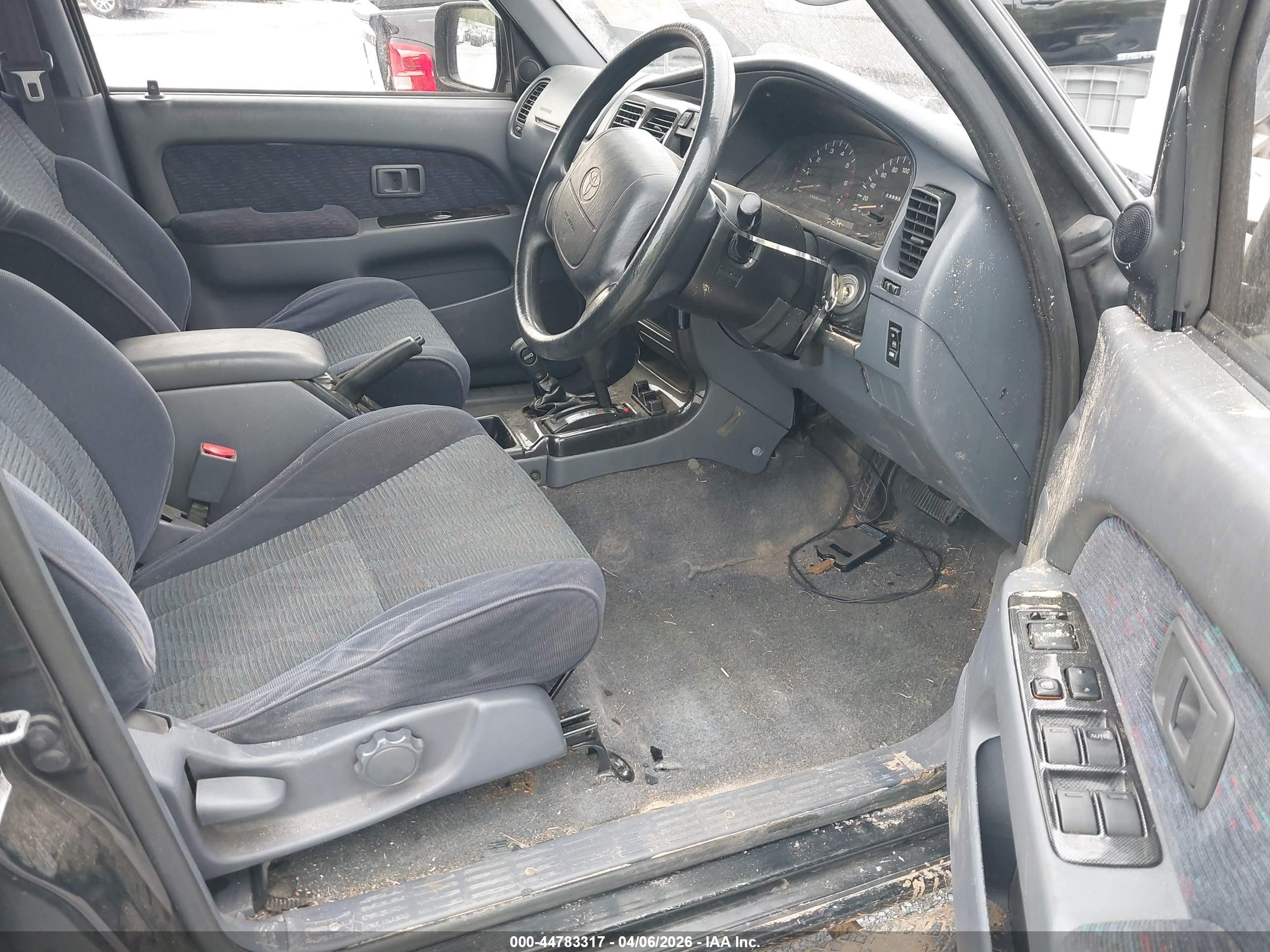 1997 Toyota Hilux Ssrs Limited   Black vin: RZN1859004100    