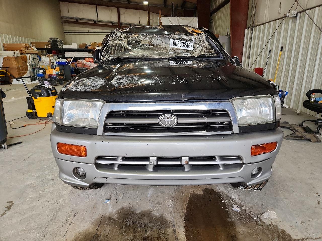 1997 Toyota Hilux Surf Charcoal vin: RZN1859005958