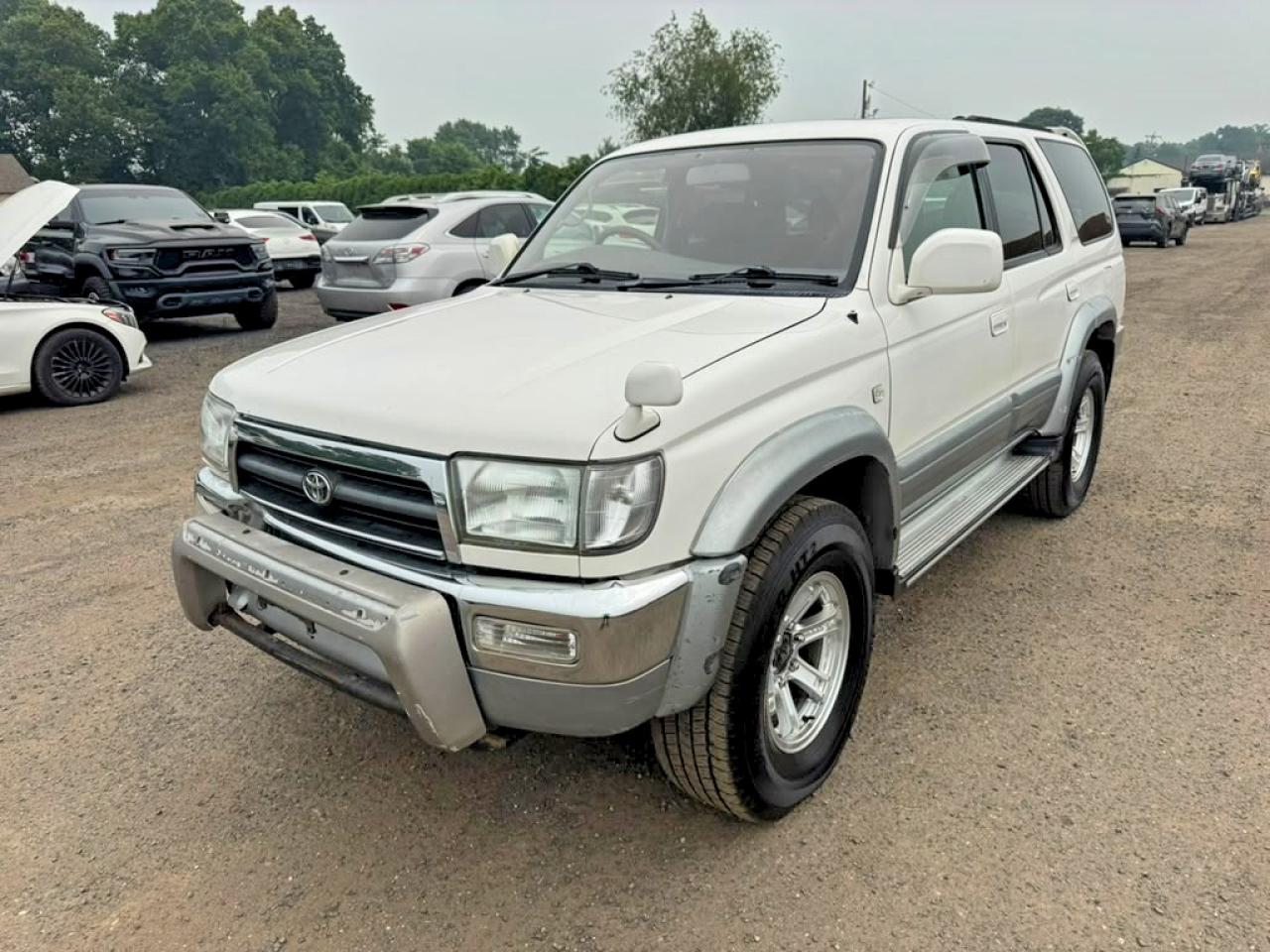 1998 Toyota Hilux Limited White vin: RZN1859012770
