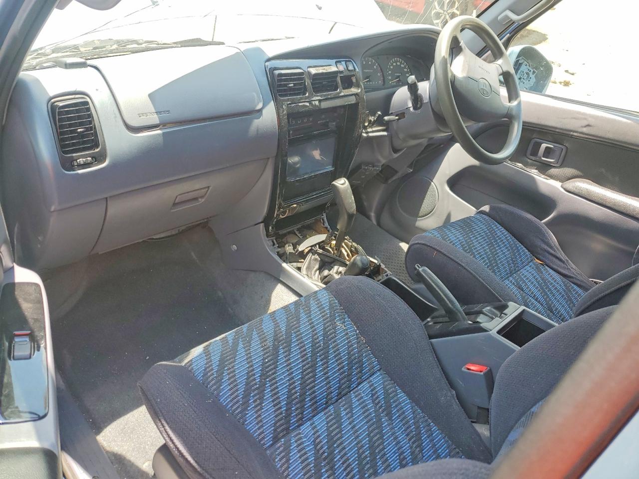 1998 Toyt Hiliux Blue vin: RZN1859017748