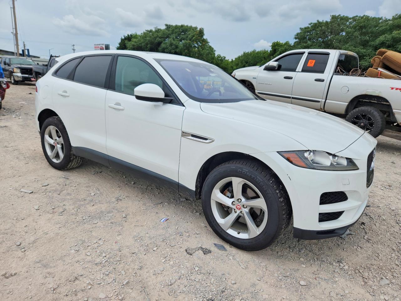 2017 Jaguar F-pace Premium White vin: SADCJ2BN0HA095278