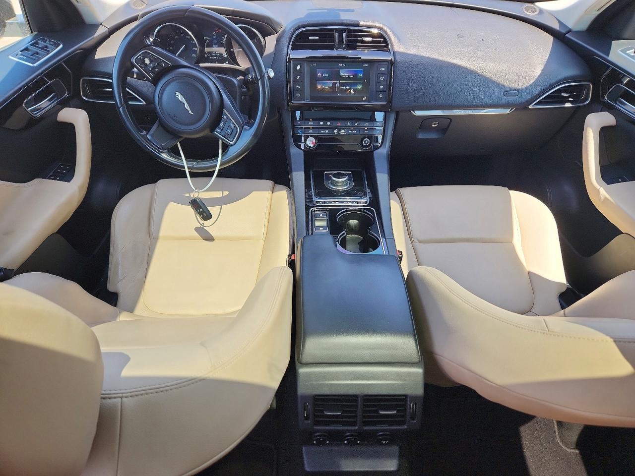 2017 Jaguar F-pace Premium White vin: SADCJ2BN0HA095278
