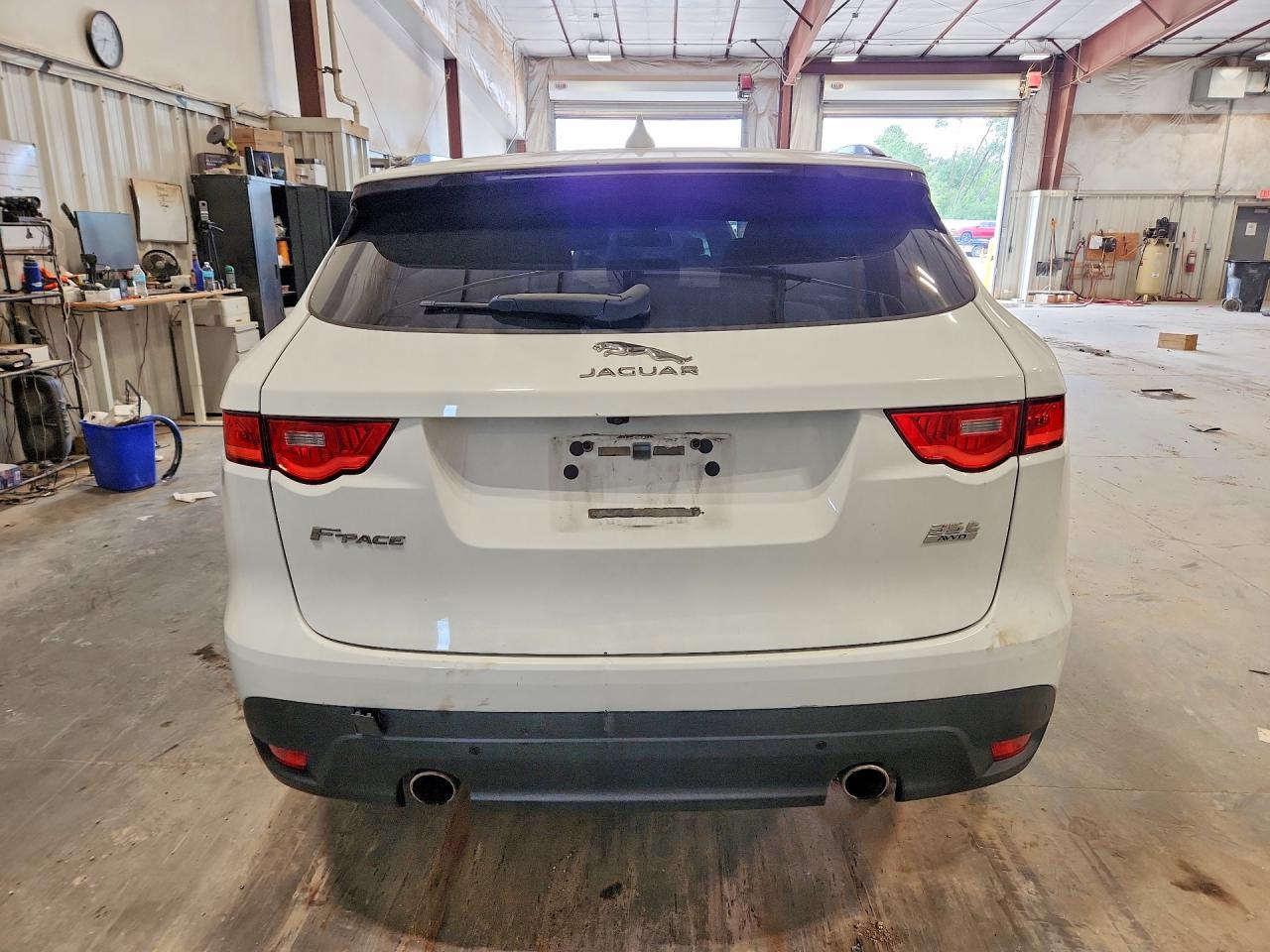 2017 Jaguar F-pace Premium White vin: SADCJ2BV1HA892882