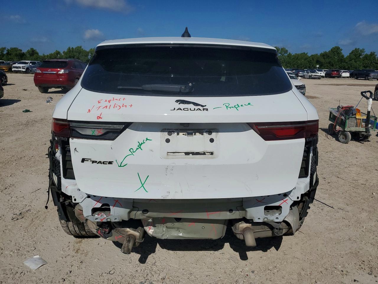 2022 Jaguar F-pace S White vin: SADCJ2EX6NA701109