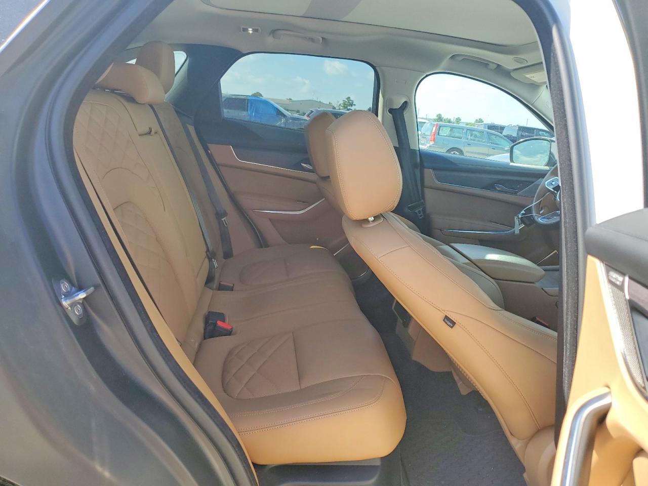 2022 Jaguar F-pace S White vin: SADCJ2EX6NA701109