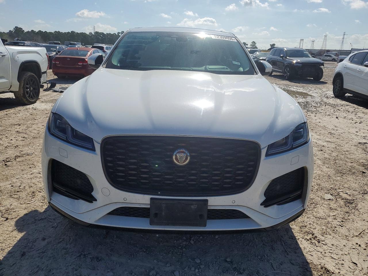2022 Jaguar F-pace S White vin: SADCJ2EX6NA701109