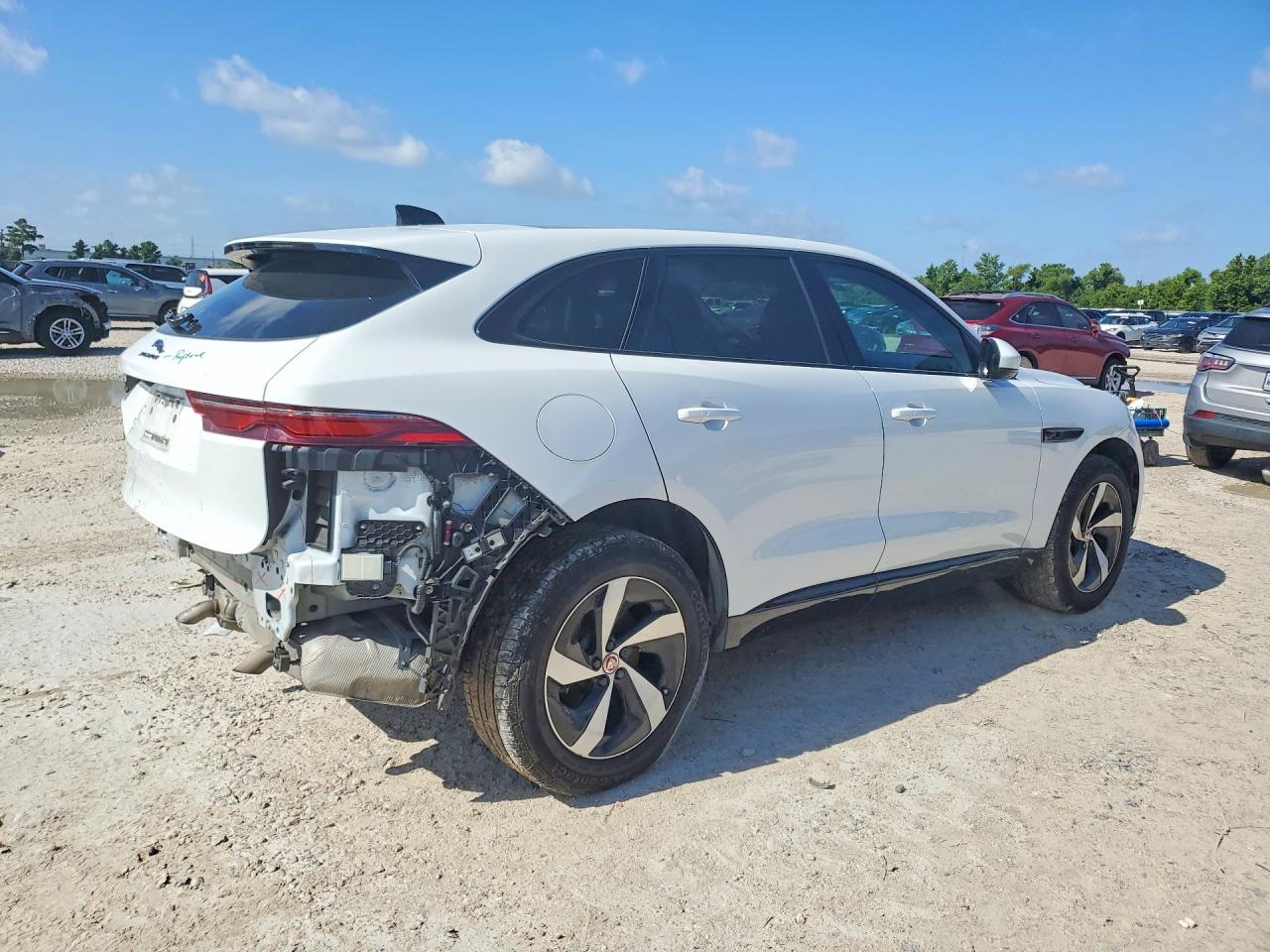 2022 Jaguar F-pace S White vin: SADCJ2EX6NA701109