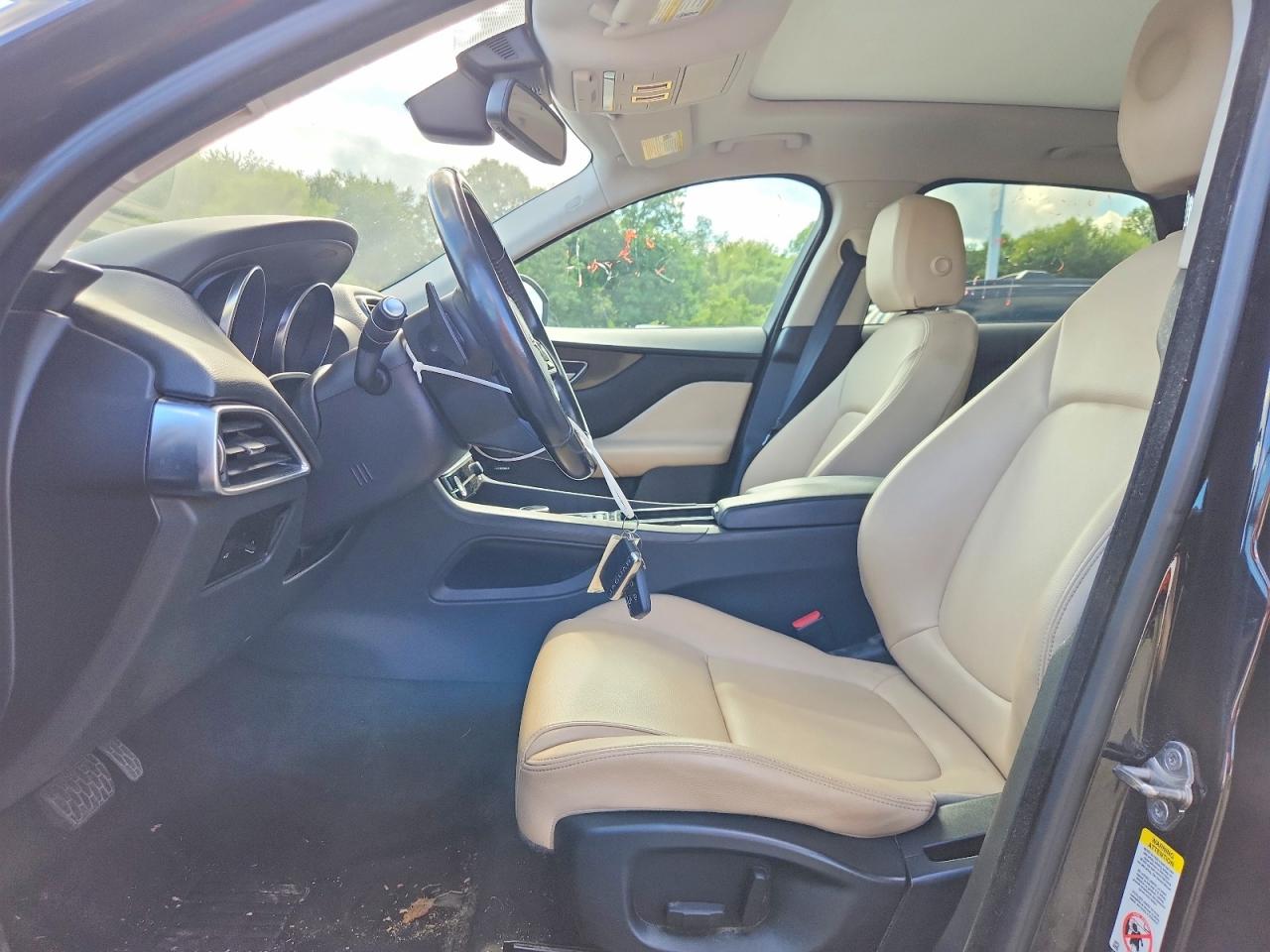 2018 Jaguar F-pace Premium Black vin: SADCJ2FNXJA294208