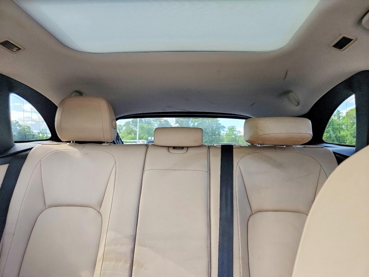 2018 Jaguar F-pace Premium Black vin: SADCJ2FNXJA294208