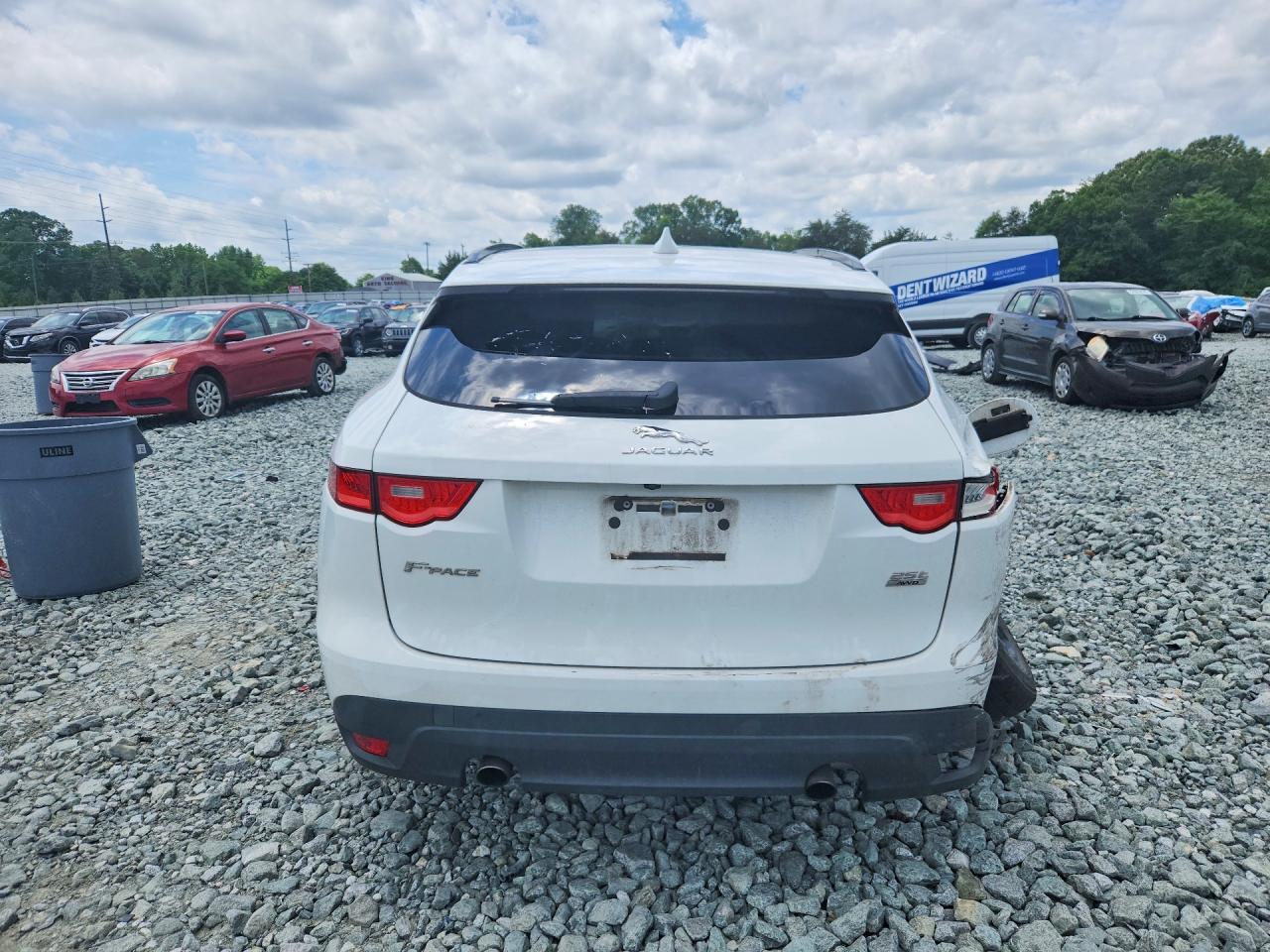 2018 Jaguar F-pace Premium White vin: SADCJ2FX3JA265778