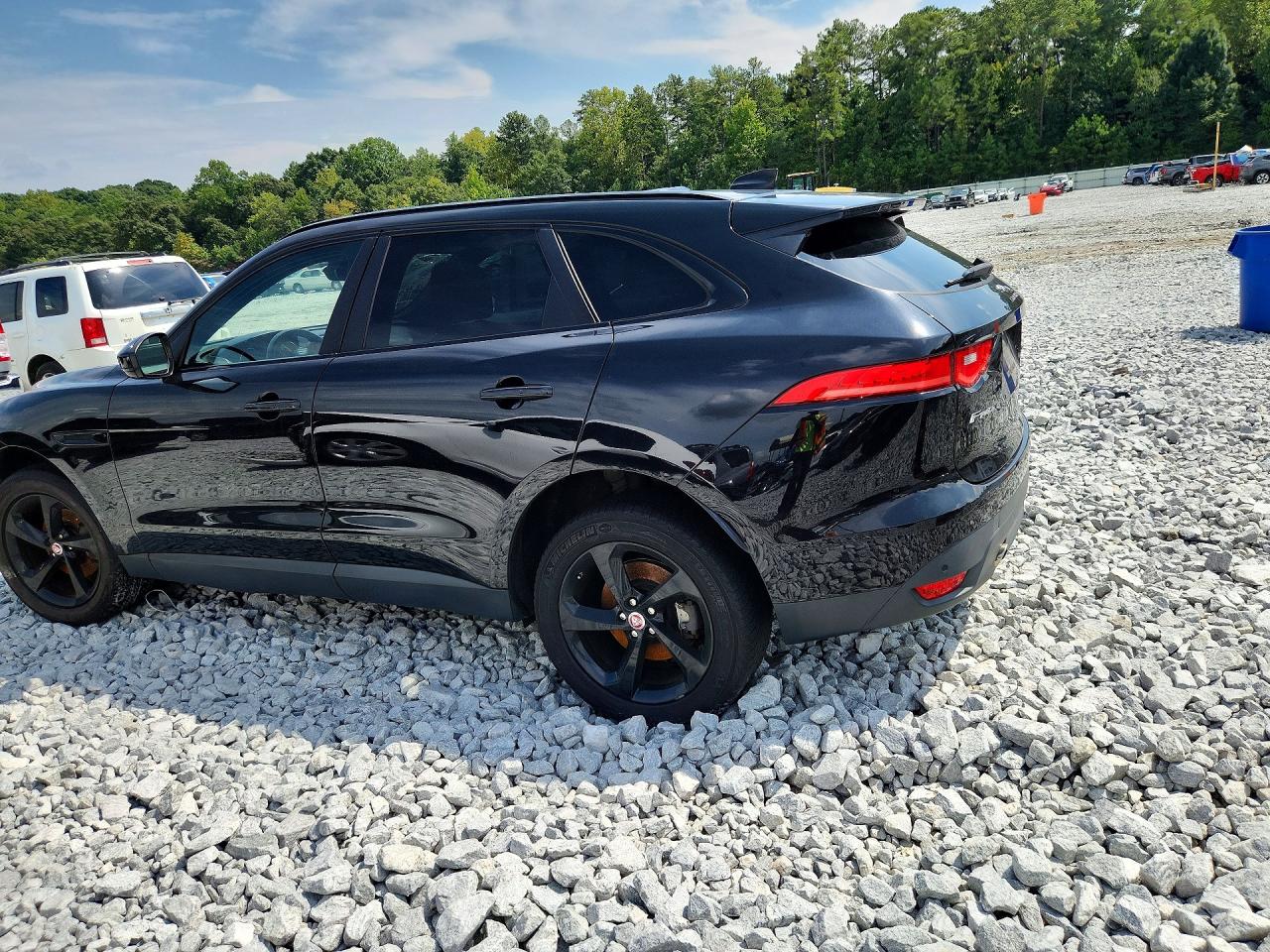2020 Jaguar F-pace Premium Black vin: SADCJ2FXXLA618696