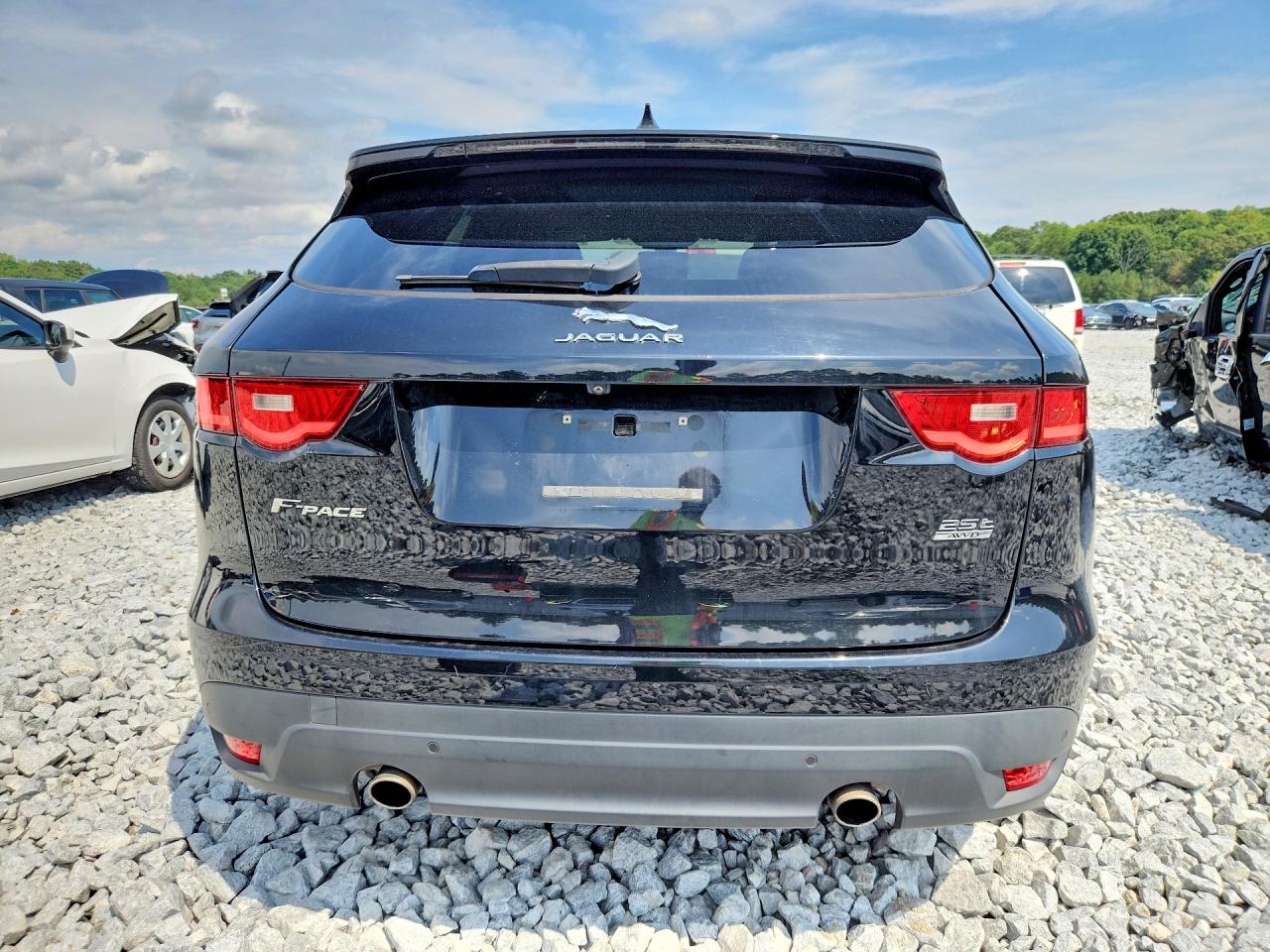 2020 Jaguar F-pace Premium Black vin: SADCJ2FXXLA618696