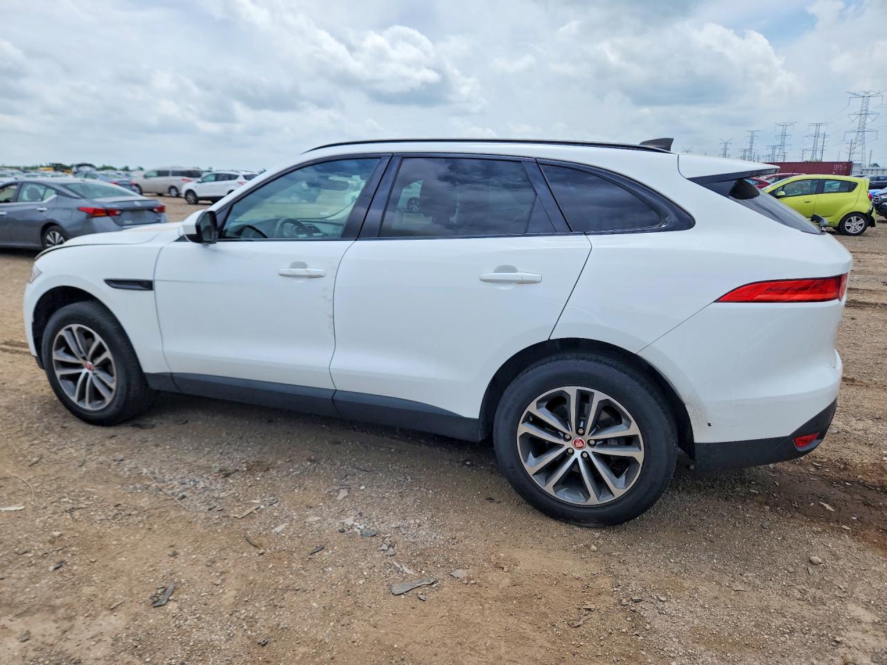 2020 Jaguar F-pace Premium White vin: SADCJ2FXXLA648331