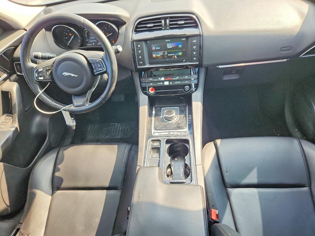 2018 Jaguar F-pace Premium Black vin: SADCJ2GX2JA236223