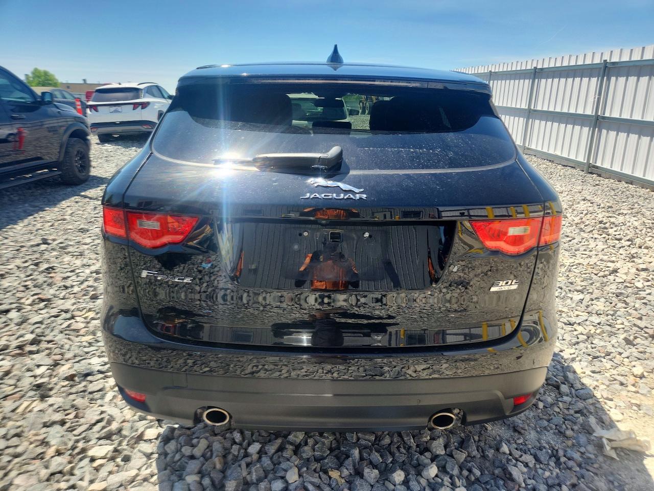 2018 Jaguar F-pace Черный vin: SADCJ2GX6JA204049