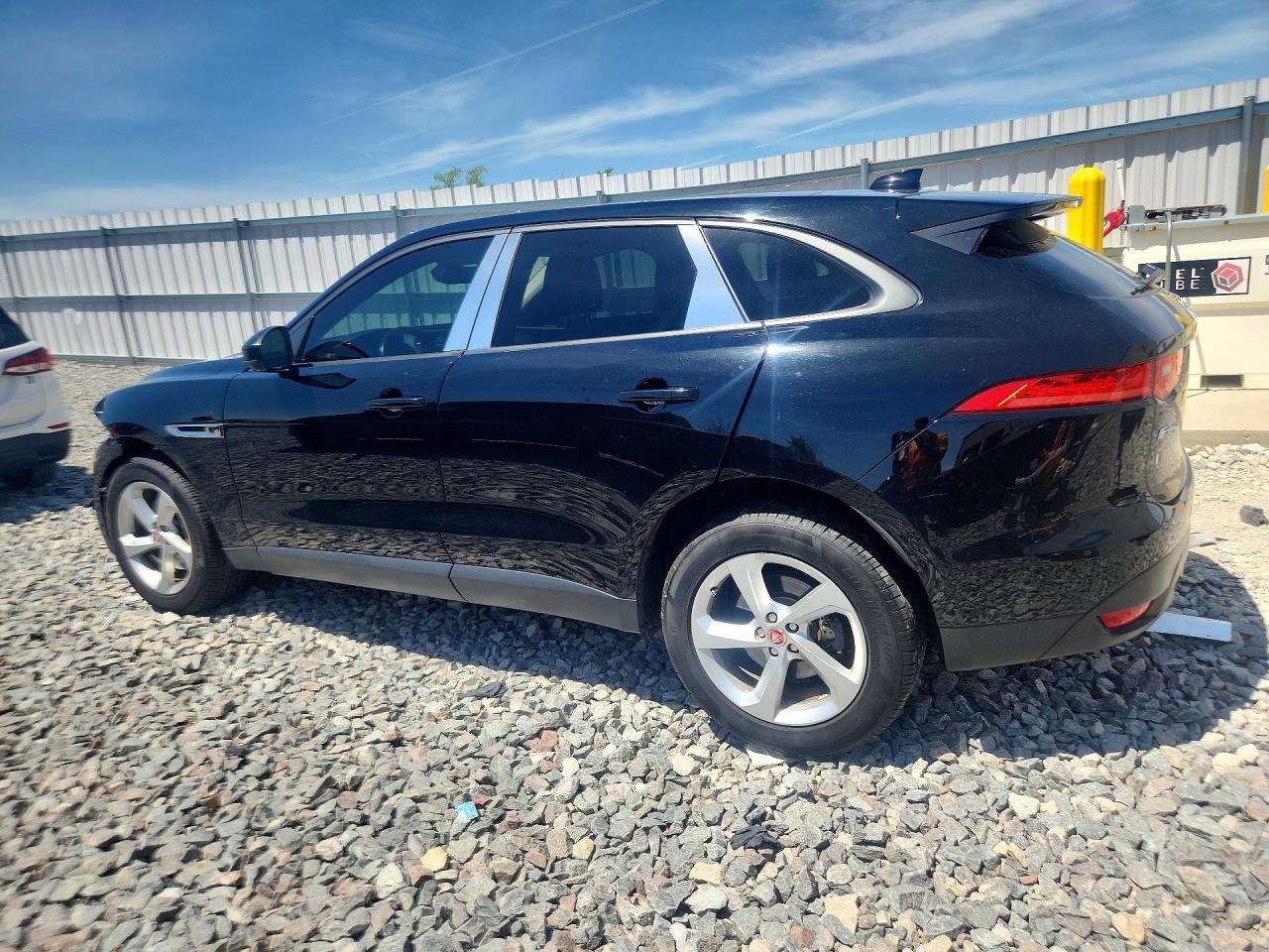 2018 Jaguar F-pace Черный vin: SADCJ2GX6JA204049