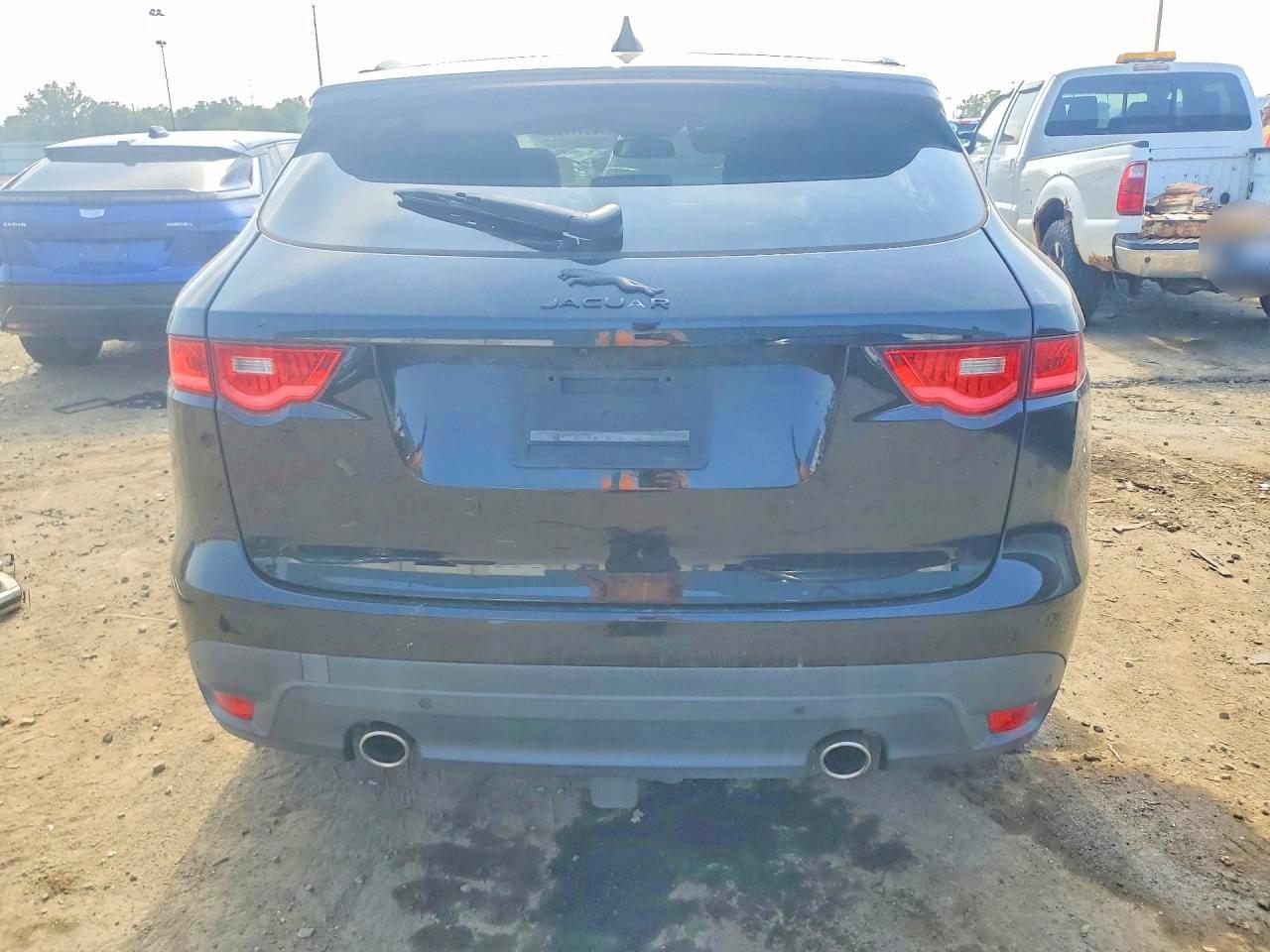 2017 Jaguar F-pace Prestige Black vin: SADCK2BV2HA880415