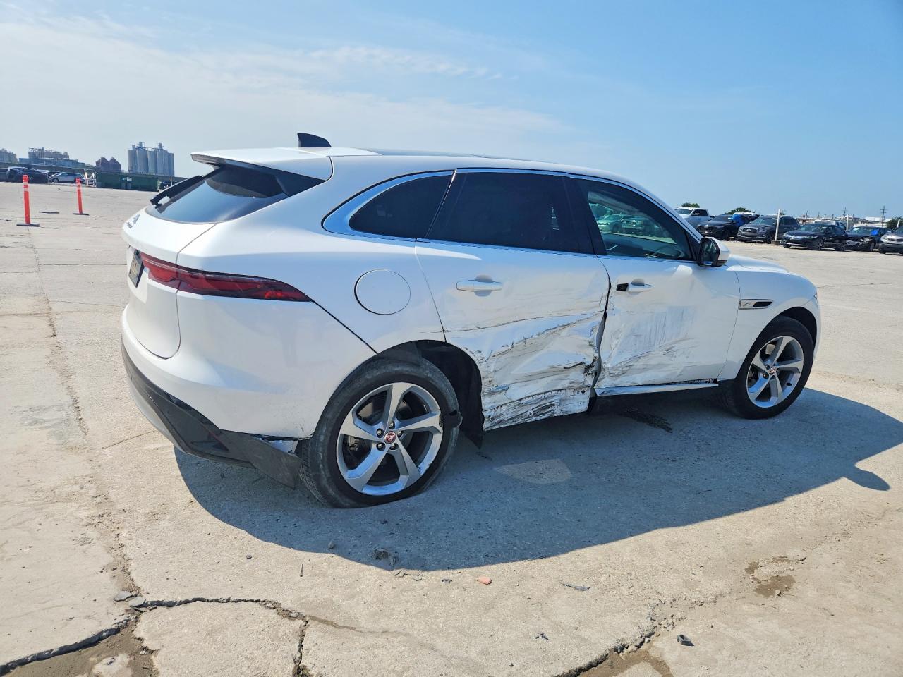 2023 Jaguar F-pace White vin: SADCK2EX3PA708969