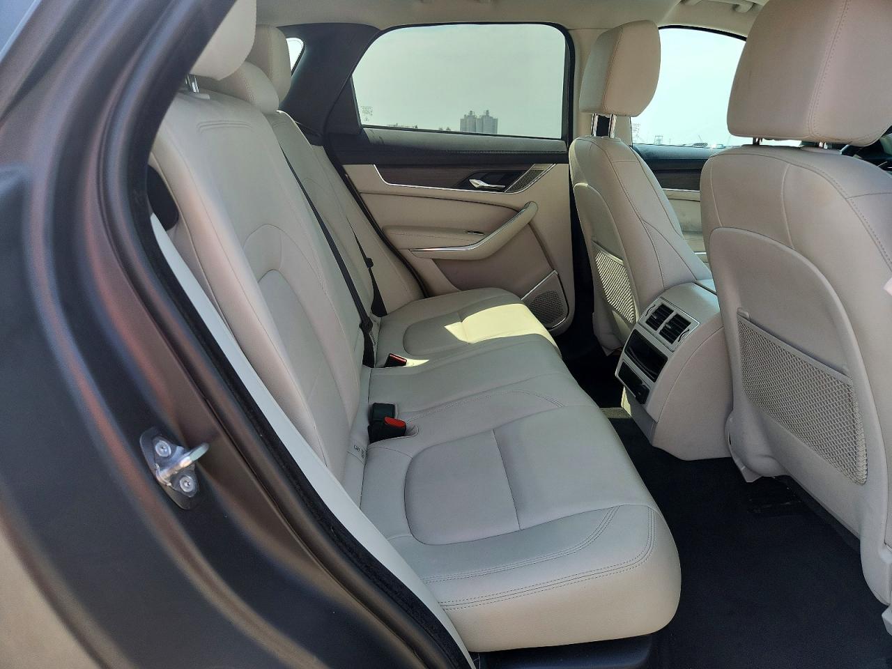 2023 Jaguar F-pace White vin: SADCK2EX3PA708969
