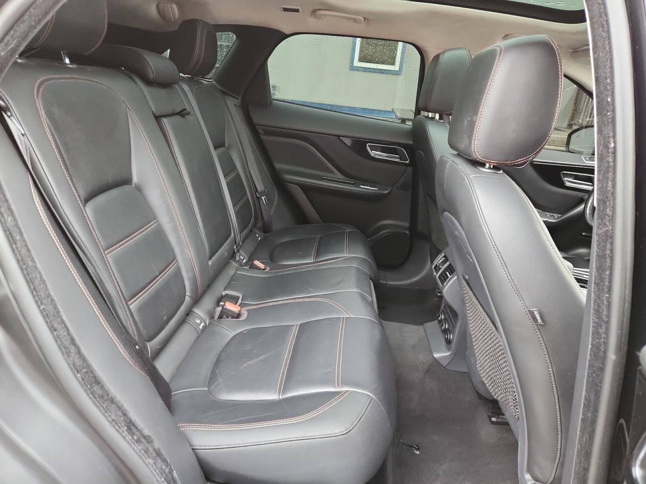 2020 Jaguar F-pace Prestige Black vin: SADCK2FX8LA626860