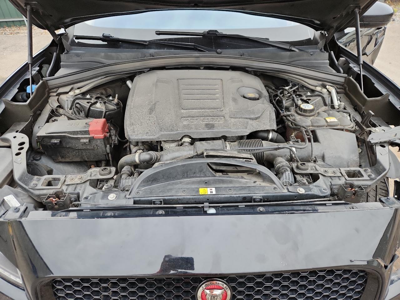 2020 Jaguar F-pace Prestige Black vin: SADCK2FX8LA626860