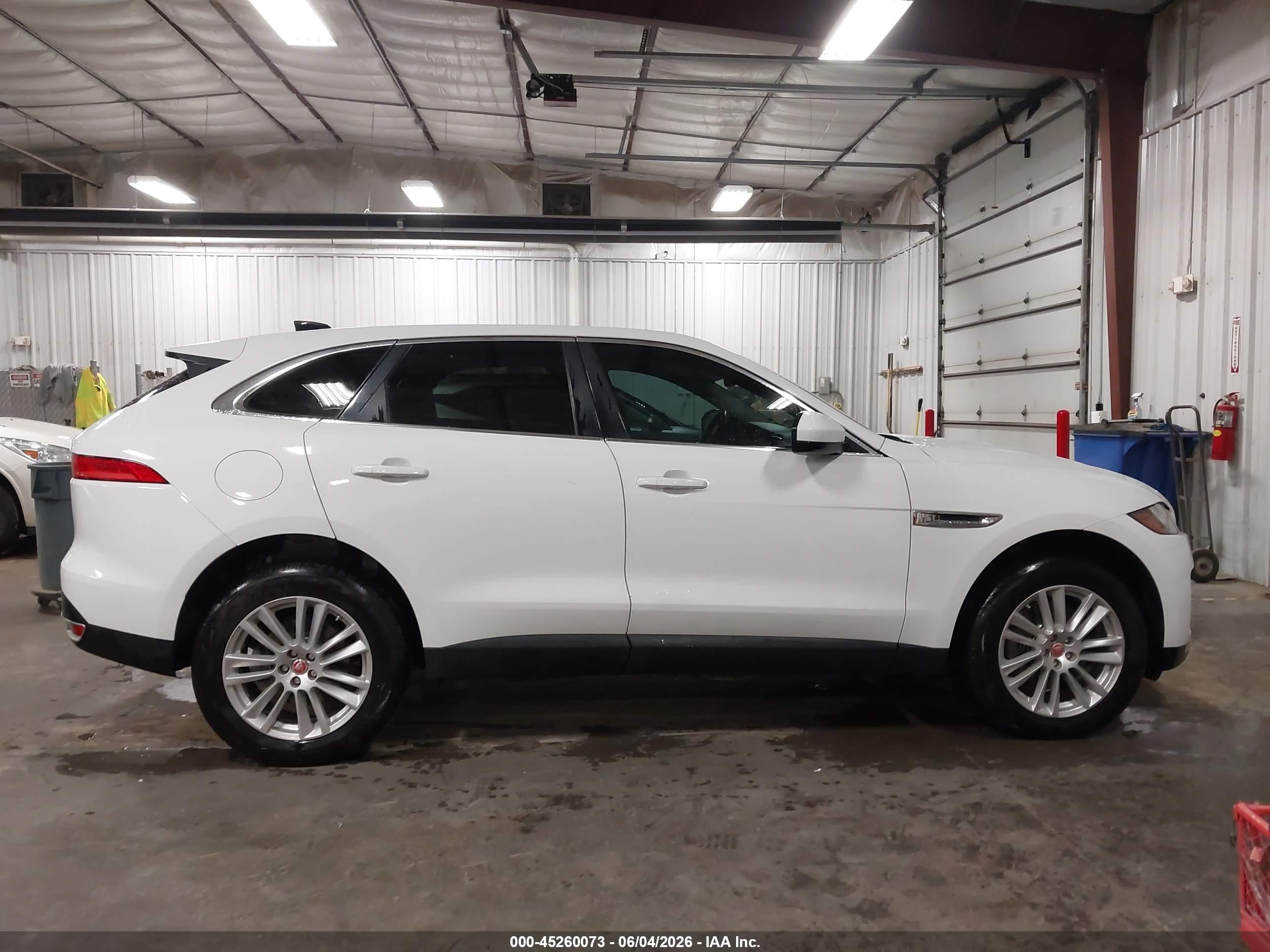 2020 Jaguar F-pace Prestige P300 Awd Automatic Белый vin: SADCK2GX0LA638578