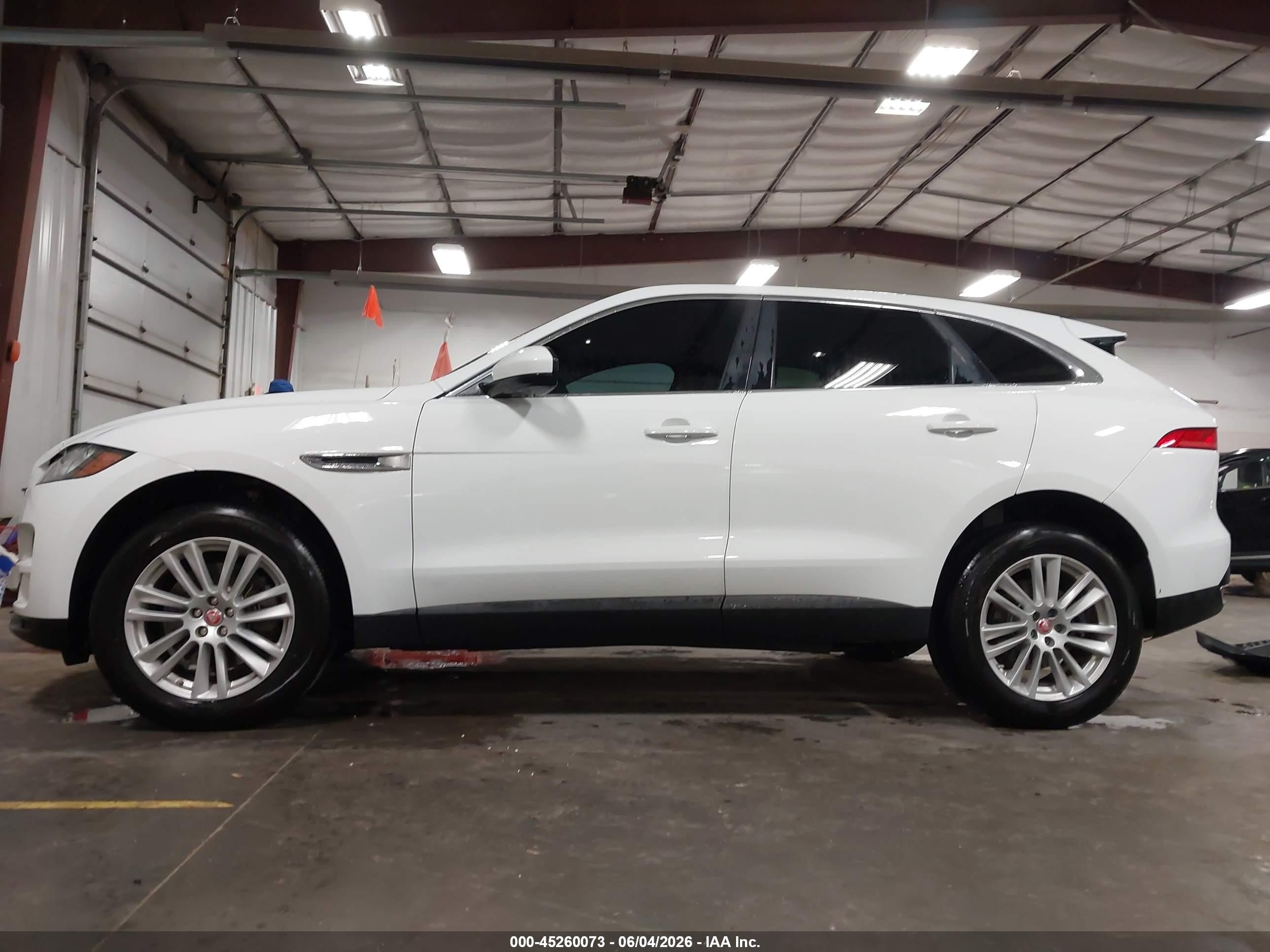 2020 Jaguar F-pace Prestige P300 Awd Automatic Белый vin: SADCK2GX0LA638578