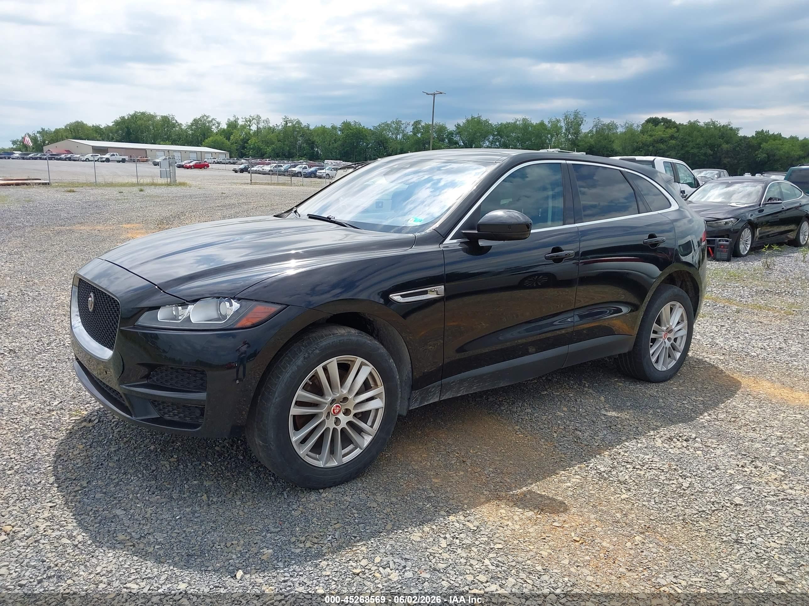 2020 Jaguar F-pace 30t Prestige Black vin: SADCK2GX4LA635683